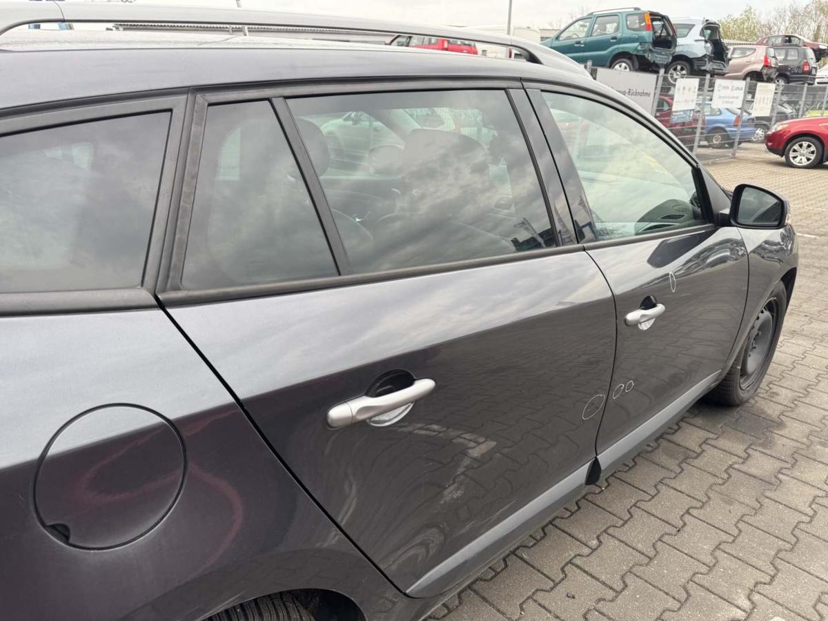 Renault Megane 3 Grandtour original T&uuml;r hinten rechts TEB66 Graphitschwarz Rohbau Bj.2011